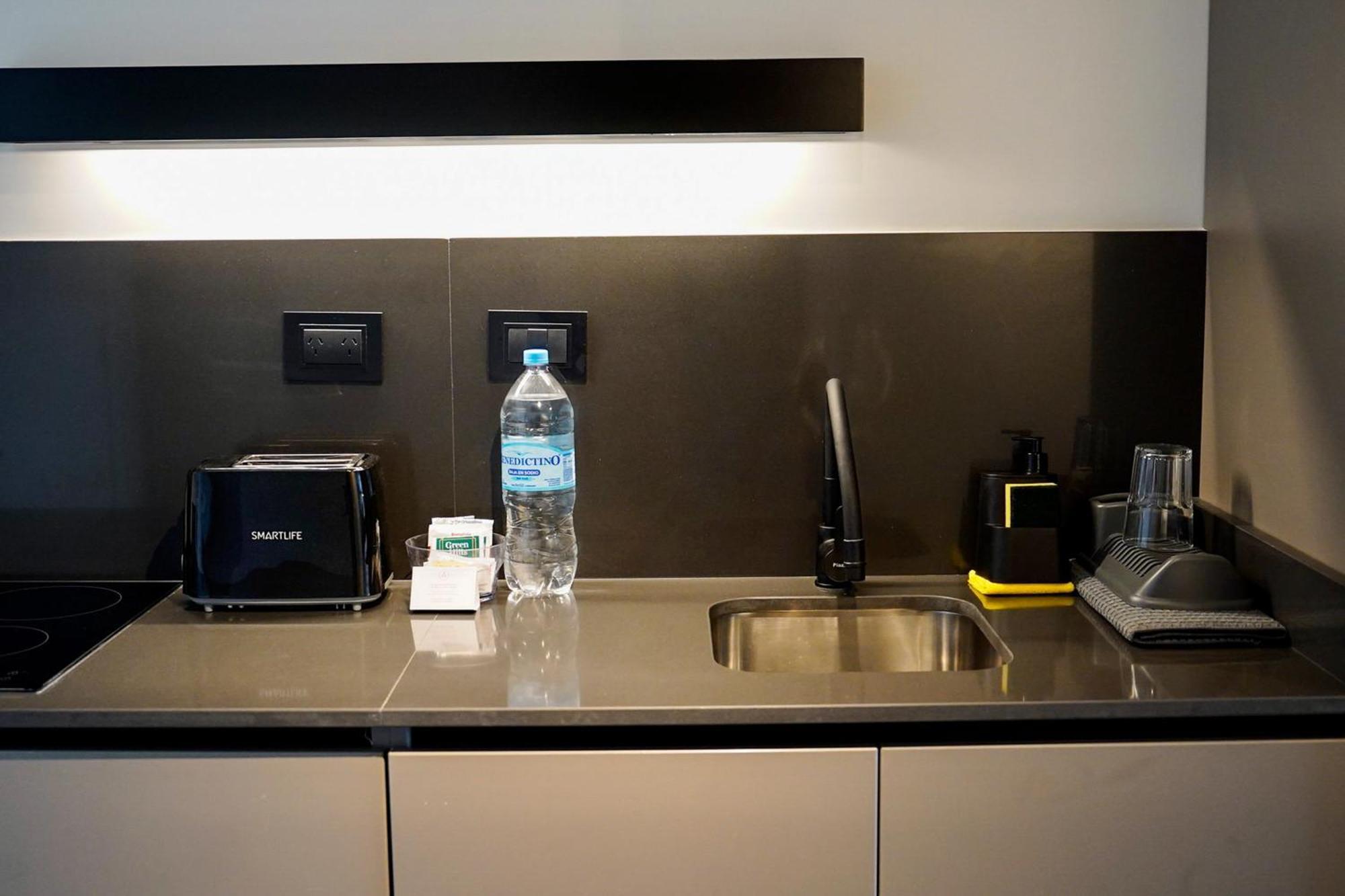 Almarena Puerto Retiro Affiliated By Melia Aparthotel Буенос Айрес Екстериор снимка